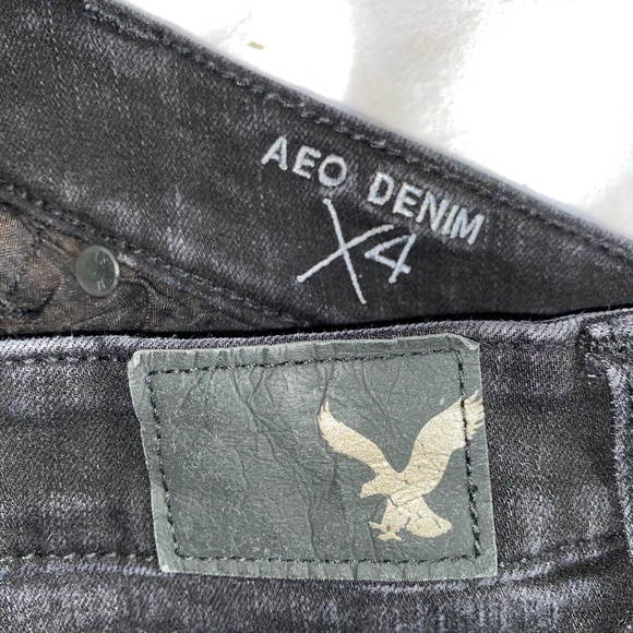 American Eagle 360 Super Stretch Hi-Rise Shortie Size 8 - Picture 4 of 4